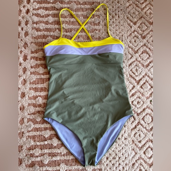 Prana Swimsuit - Picture 1 of 3